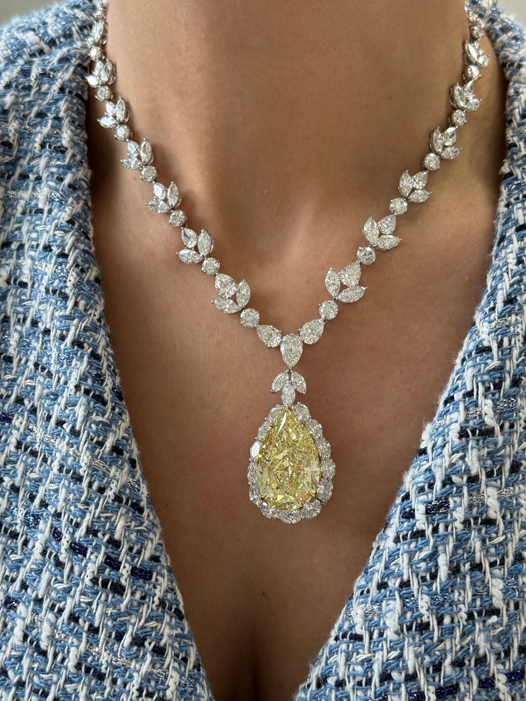 35ct Rare Yellow Diamond Necklace