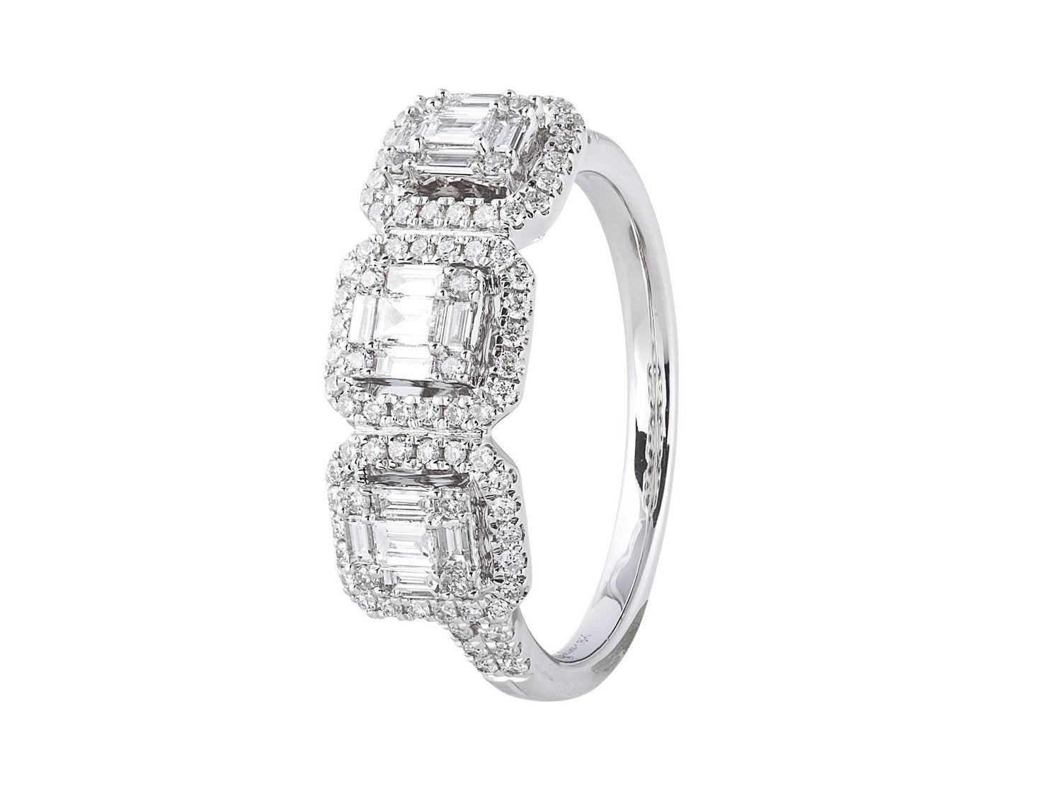 Diamond Ring - 18 KT White Gold