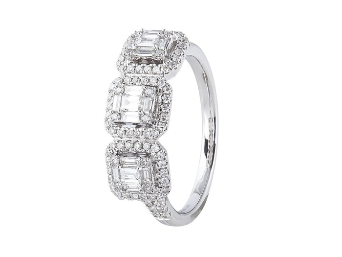 Diamond Ring - 18 KT White Gold