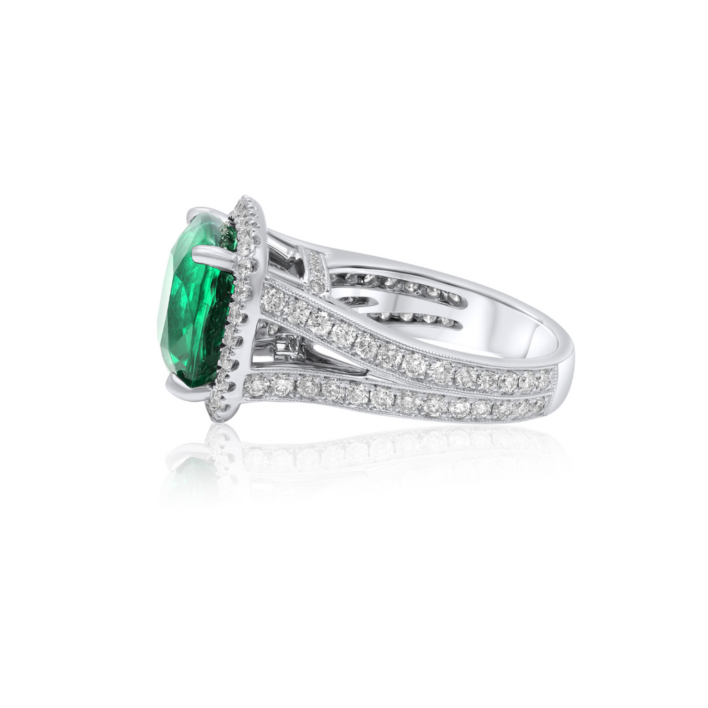 18kt White Gold Cushion Cut Emerald Micropave Halo Diamonds Ring