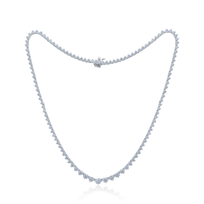 17.45 Cts Graduated Diamond Tennis Necklace