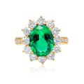 18kt Yellow Gold Emerald Halo Flower Diamond Ring