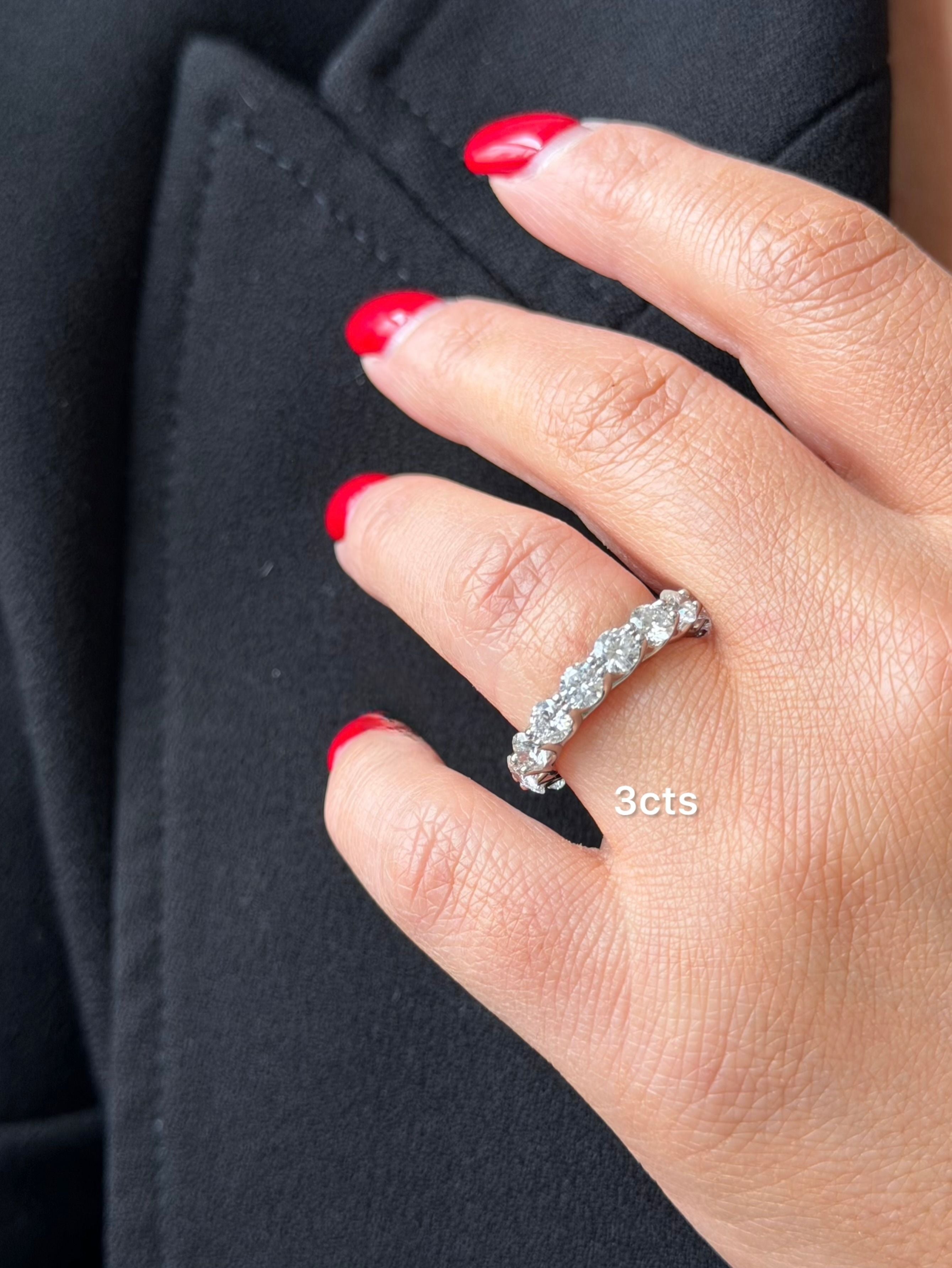 Lab-Grown Round Diamond Eternity Band