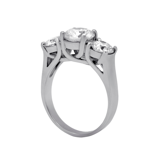 18kt White Gold Round Three Stone Diamond Ring