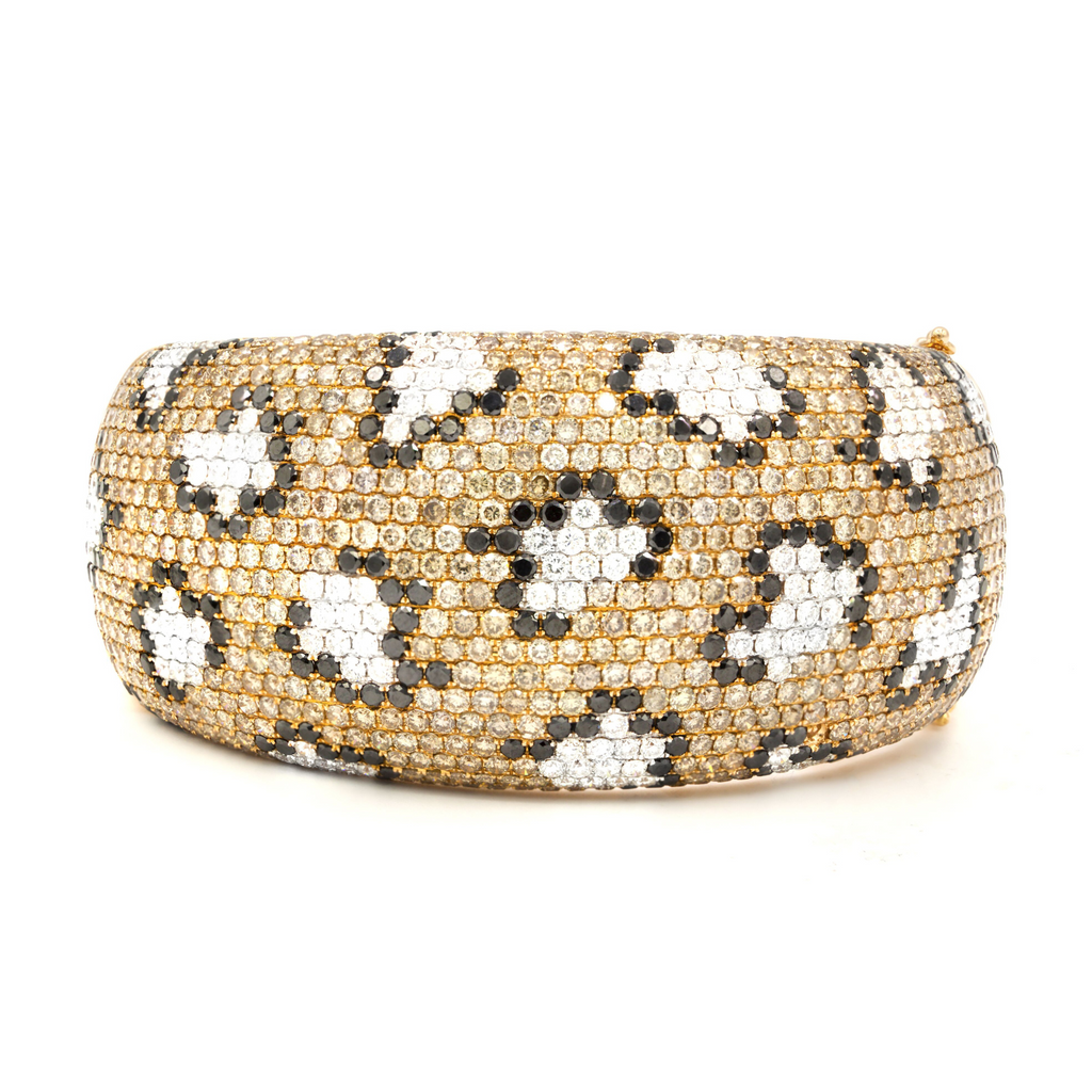 23.55cts Leopard Design Bangle