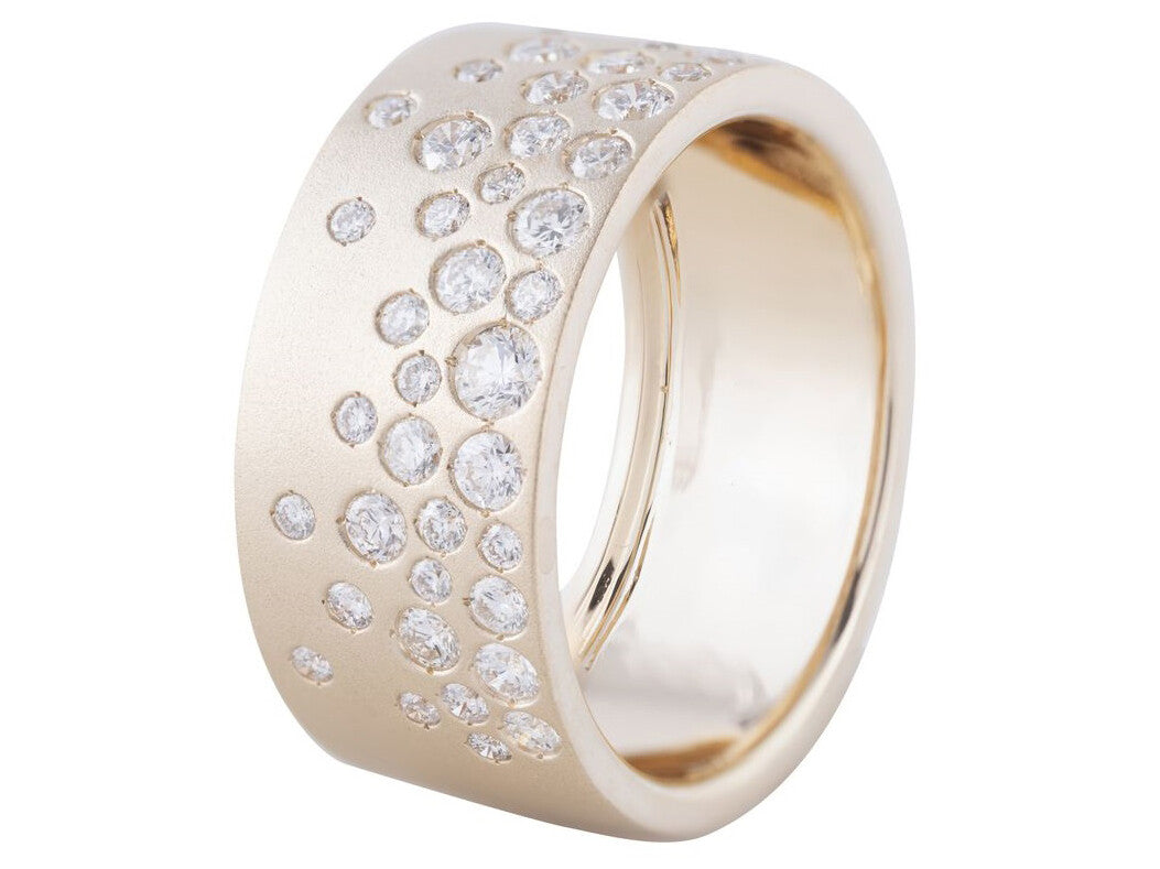 Diamond Ring - 14 KT Yellow Gold