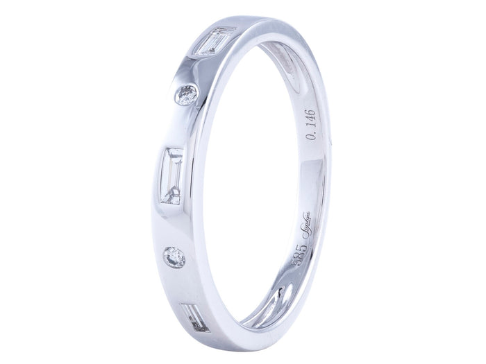 Diamond Ring - 14 KT White Gold