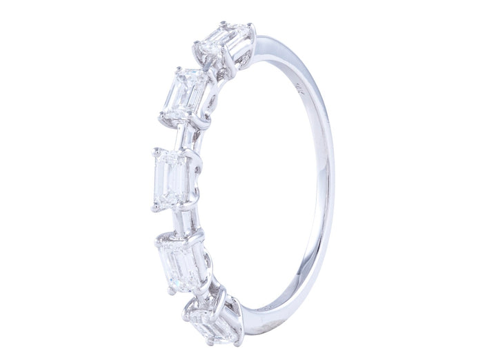 Diamond Ring - 14 KT White Gold