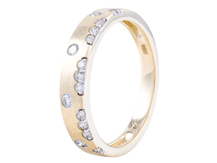 Diamond Ring - 14 KT Yellow Gold