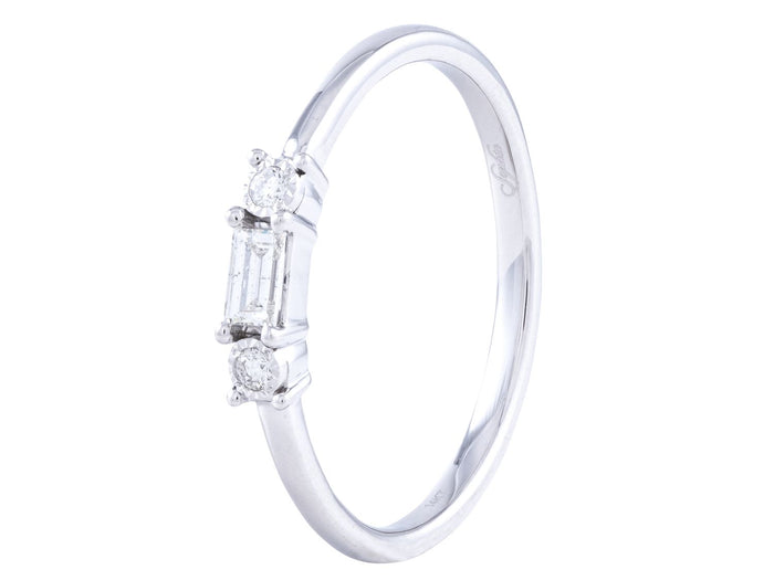 Diamond Ring - 14 KT White Gold