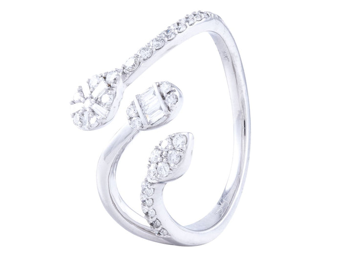 Diamond Ring - 14 KT White Gold