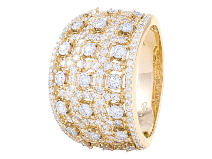 Diamond Ring - 14 KT Yellow Gold