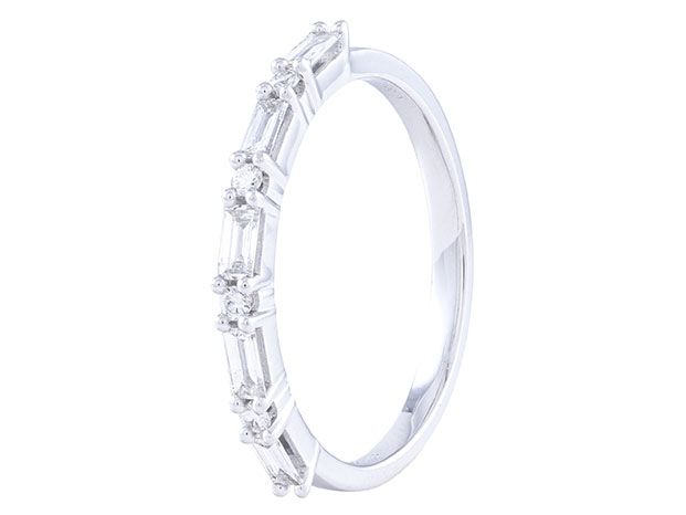 Diamond Ring - 14 KT White Gold