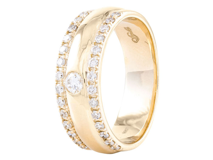 Diamond Ring - 14 KT Yellow Gold