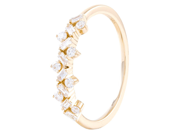 Diamond Ring - 14 KT Yellow Gold