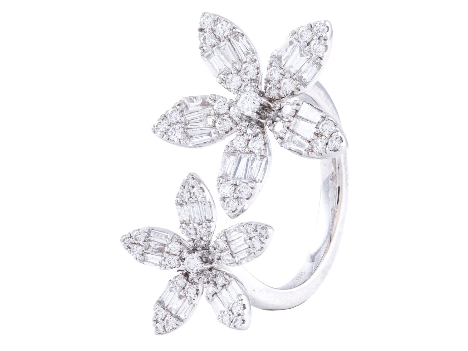 Diamond Ring - 18 KT White Gold