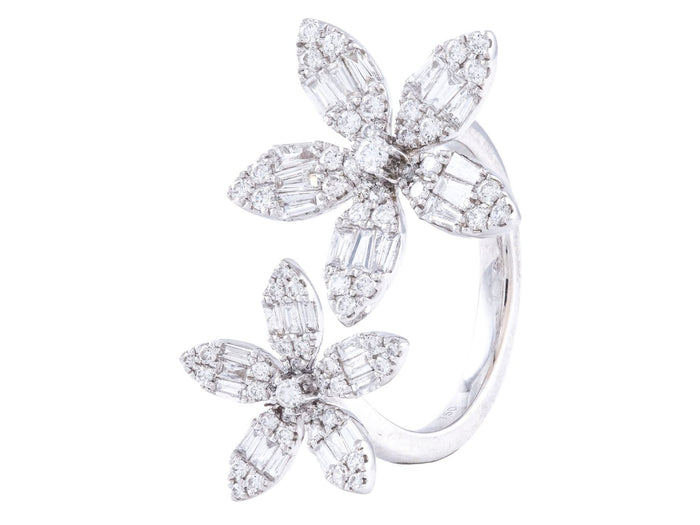 Diamond Ring - 18 KT White Gold