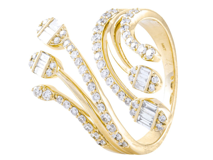 Diamond Ring - 14 KT Yellow Gold