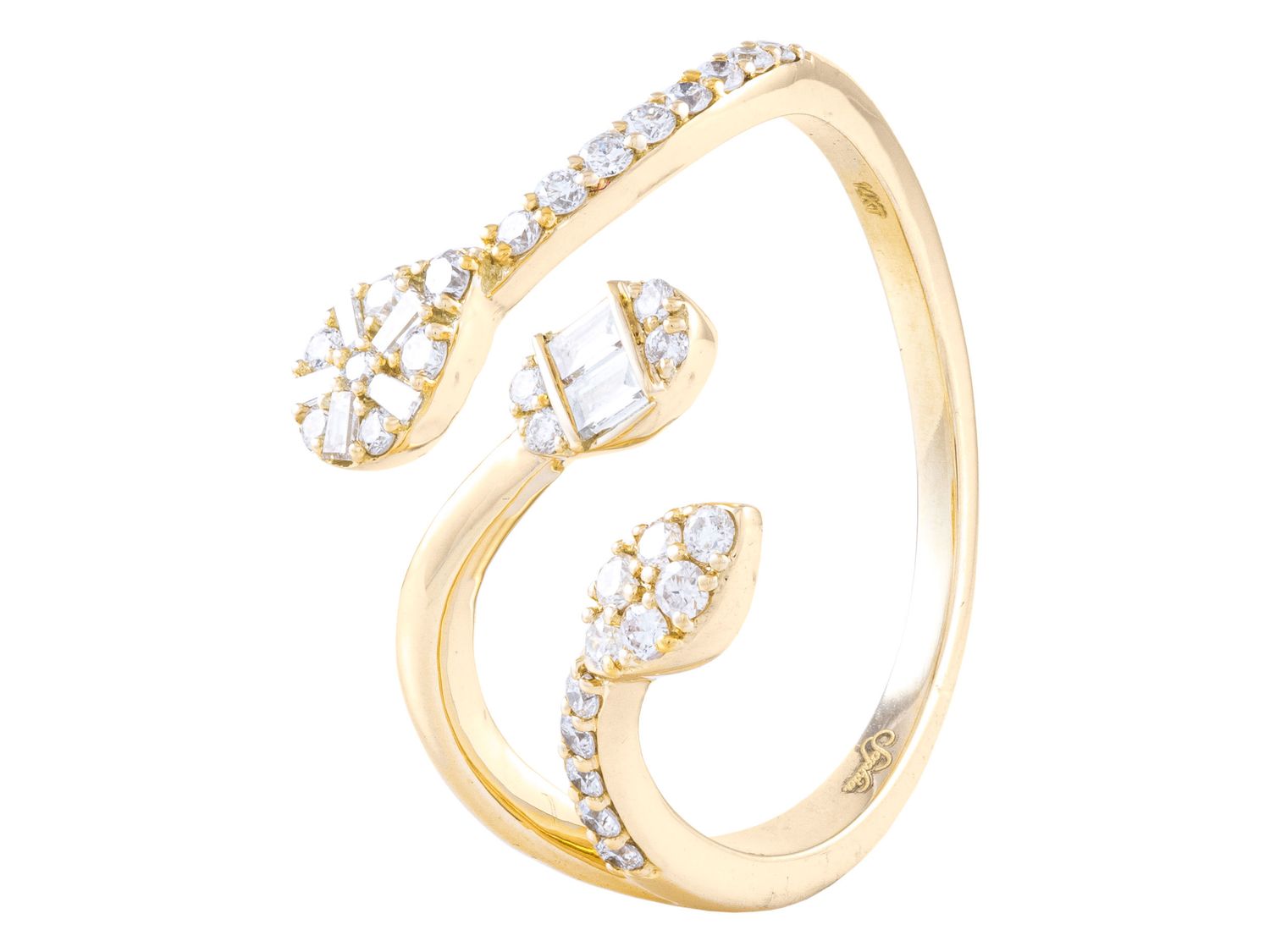Diamond Ring - 14 KT Yellow Gold