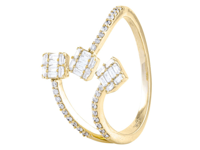 Diamond Ring - 14 KT Yellow Gold