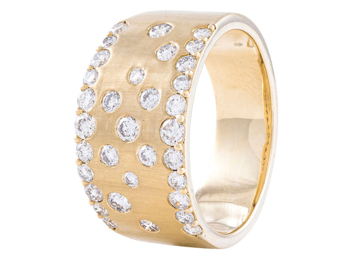 Diamond Ring - 14 KT Yellow Gold