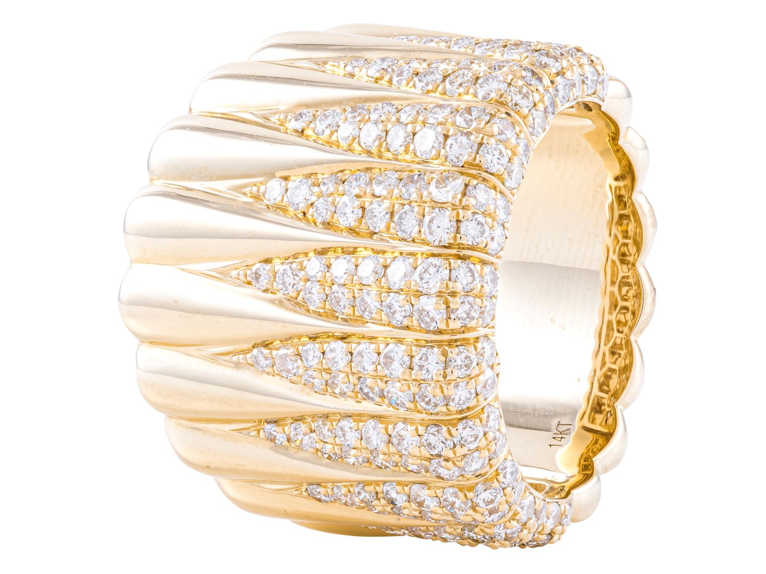 Diamond Ring - 14 KT Yellow Gold