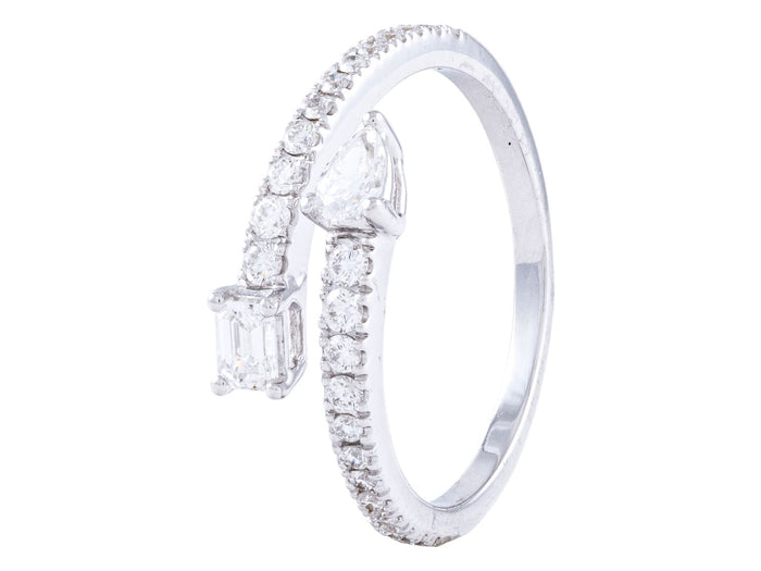 Diamond Ring - 14 KT White Gold