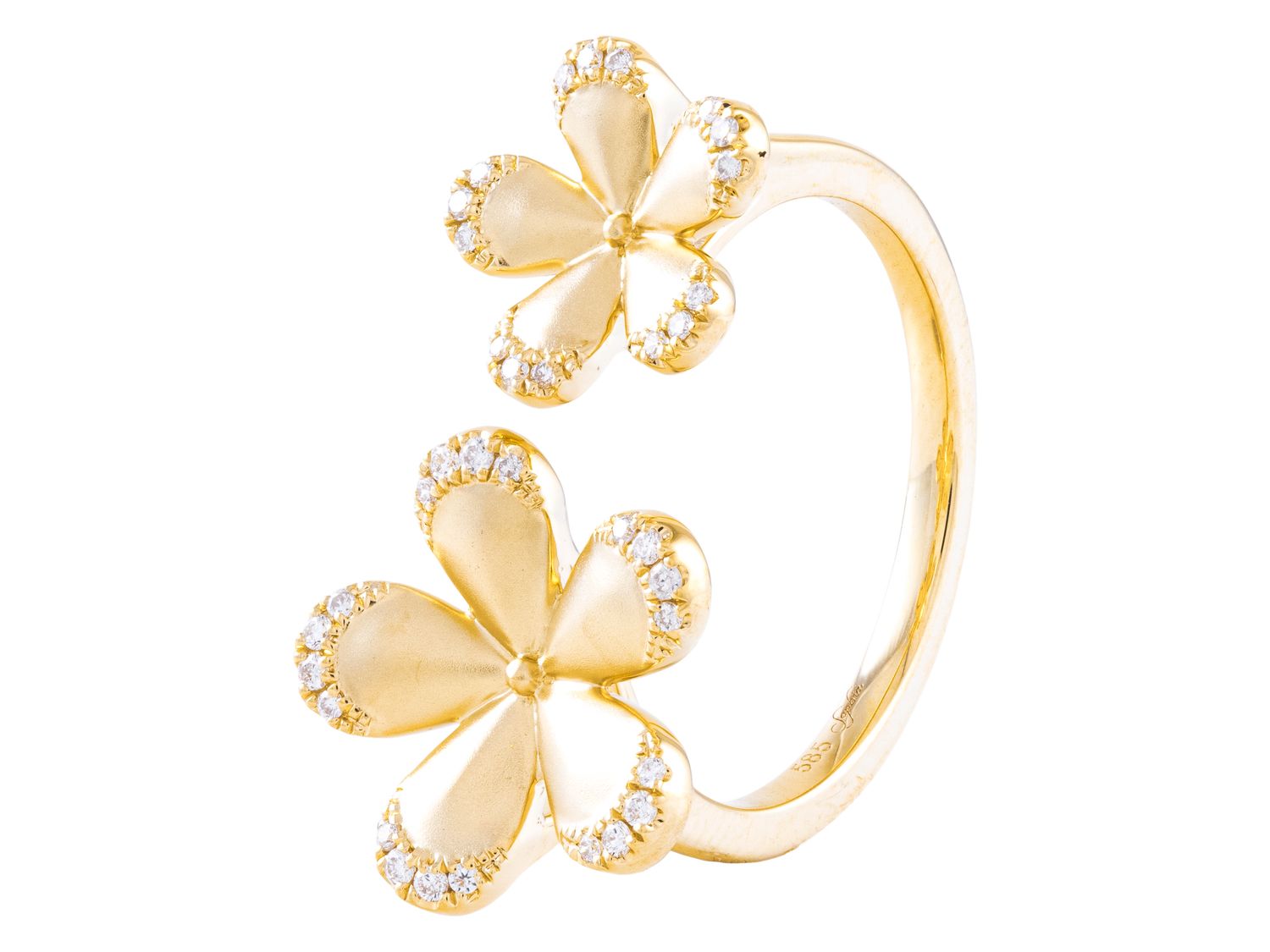 Diamond Ring - 14 KT Yellow Gold