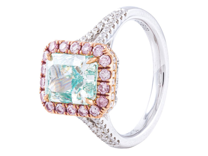Diamond Ring - 18 KT White Gold