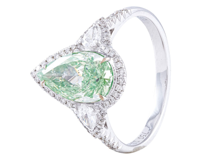 Diamond Ring - 18 KT White Gold
