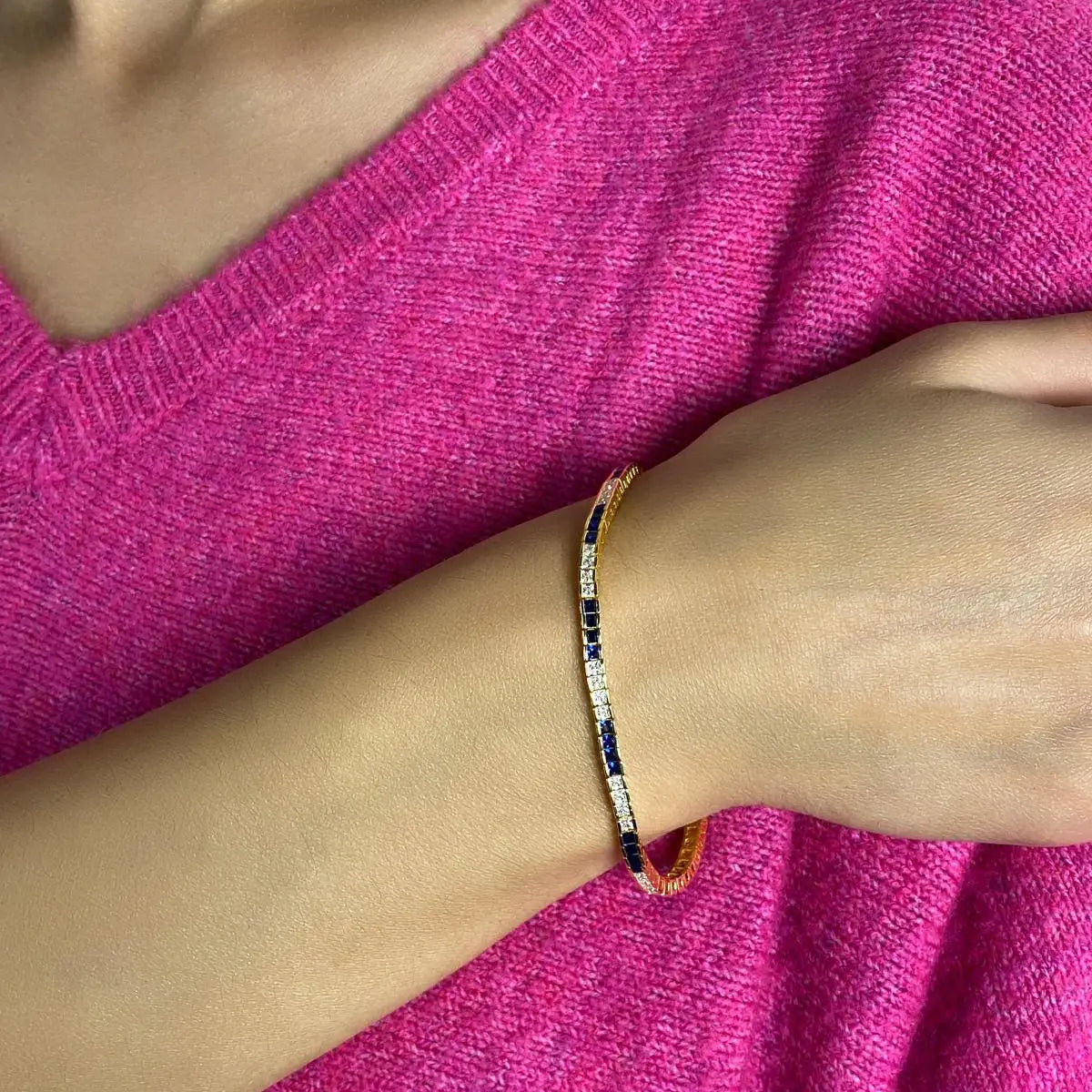 5 Carat Princess Cut Sapphire Bracelet in Gold