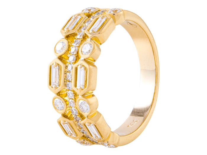 Diamond Ring - 14 KT Yellow Gold
