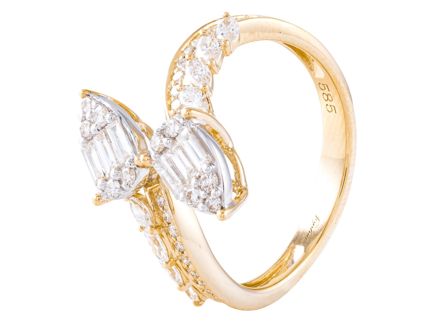 Diamond Ring - 14 KT Yellow Gold
