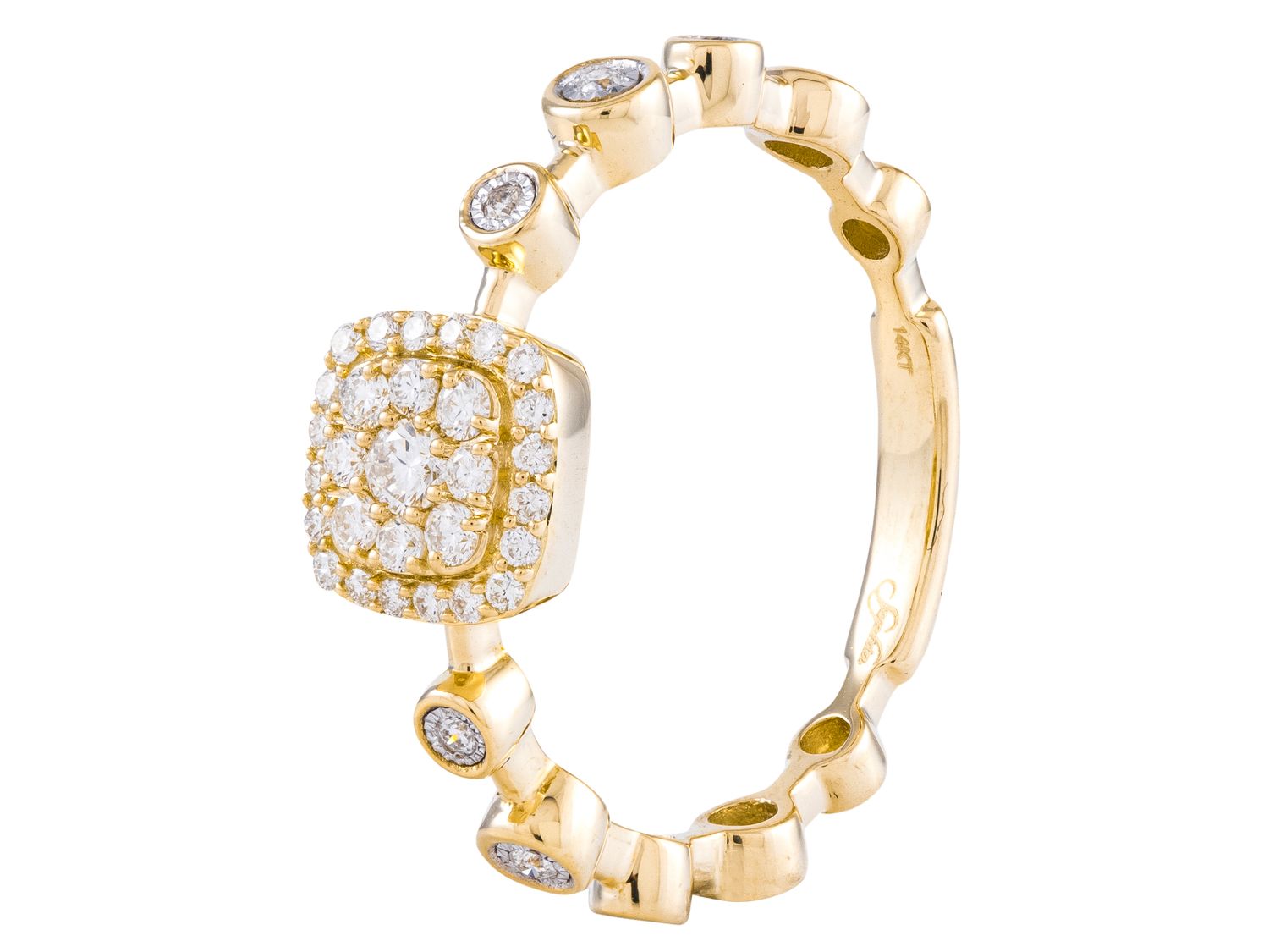 Diamond Ring - 14 KT Yellow Gold