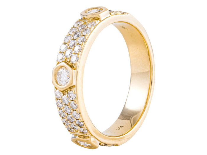 Diamond Ring - 14 KT Yellow Gold