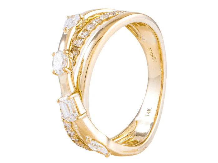 Diamond Ring - 14 KT Yellow Gold
