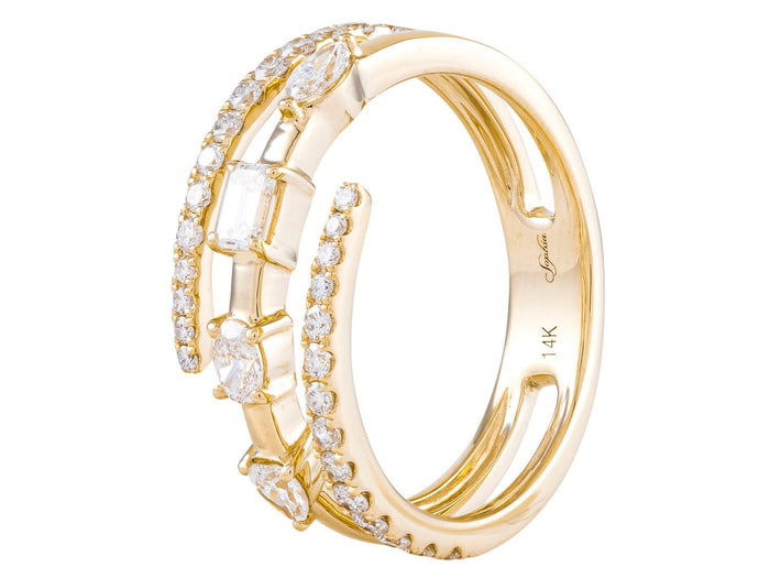 Diamond Ring - 14 KT Yellow Gold