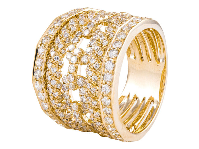 Diamond Ring - 14 KT Yellow Gold