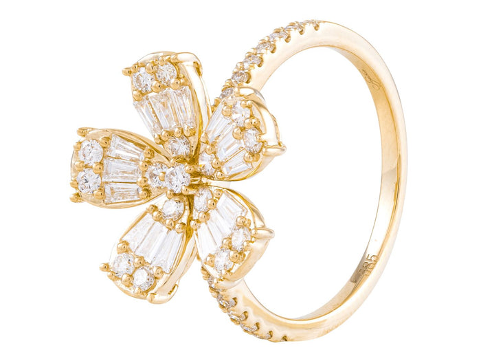 Diamond Ring - 14 KT Yellow Gold