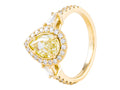 Diamond Ring - 18 KT Yellow Gold