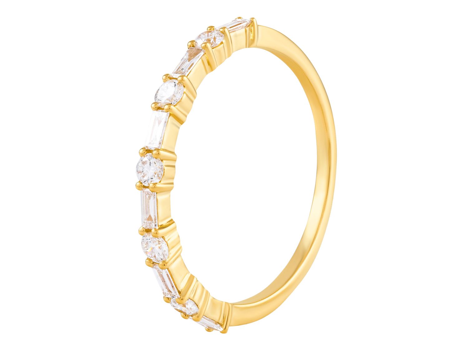 Diamond Ring - 14 KT Yellow Gold