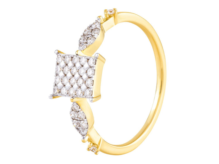 Diamond Ring - 14 KT Yellow Gold