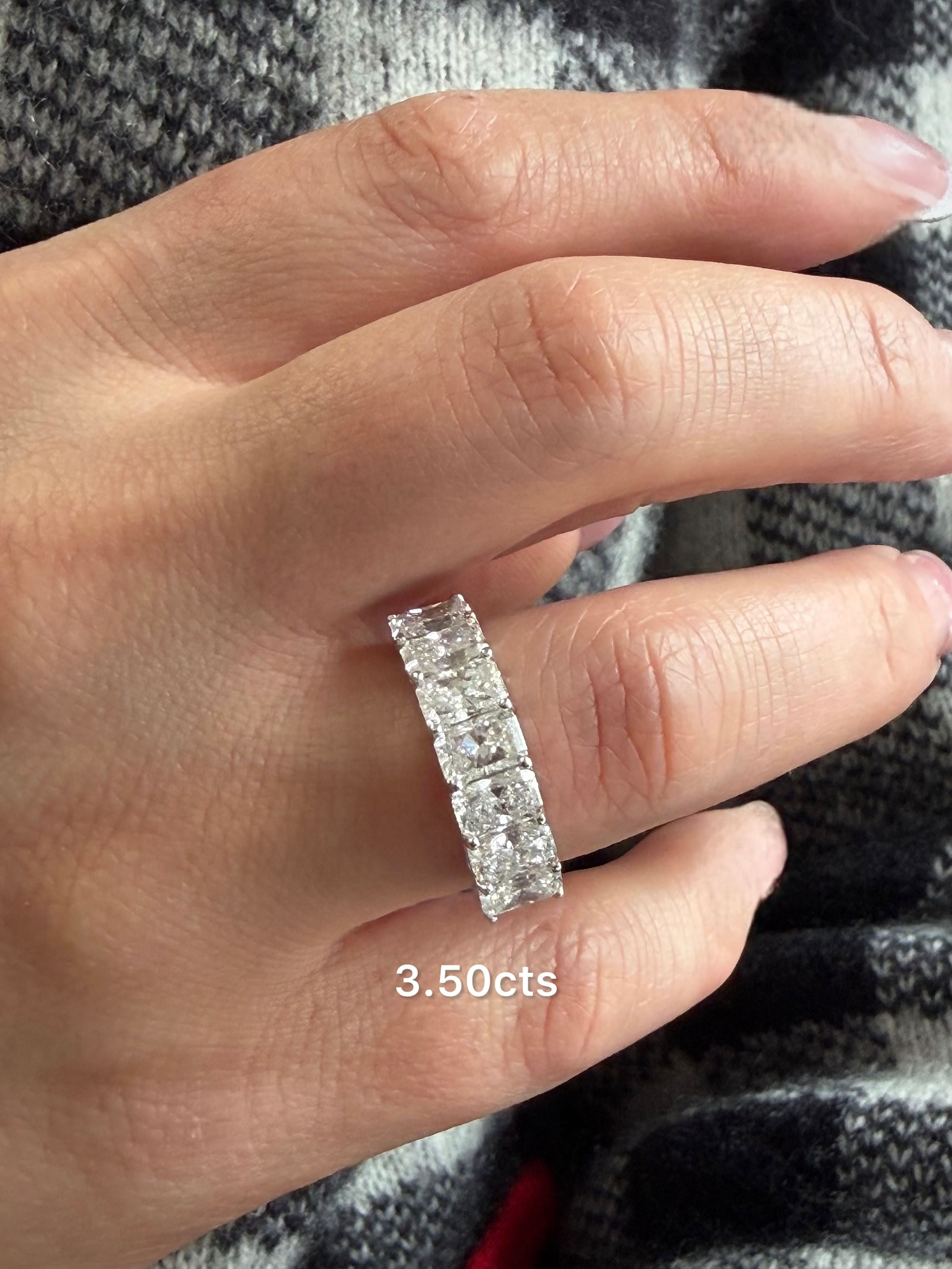 Lab Grown 7 Stone Radiant Diamond Band