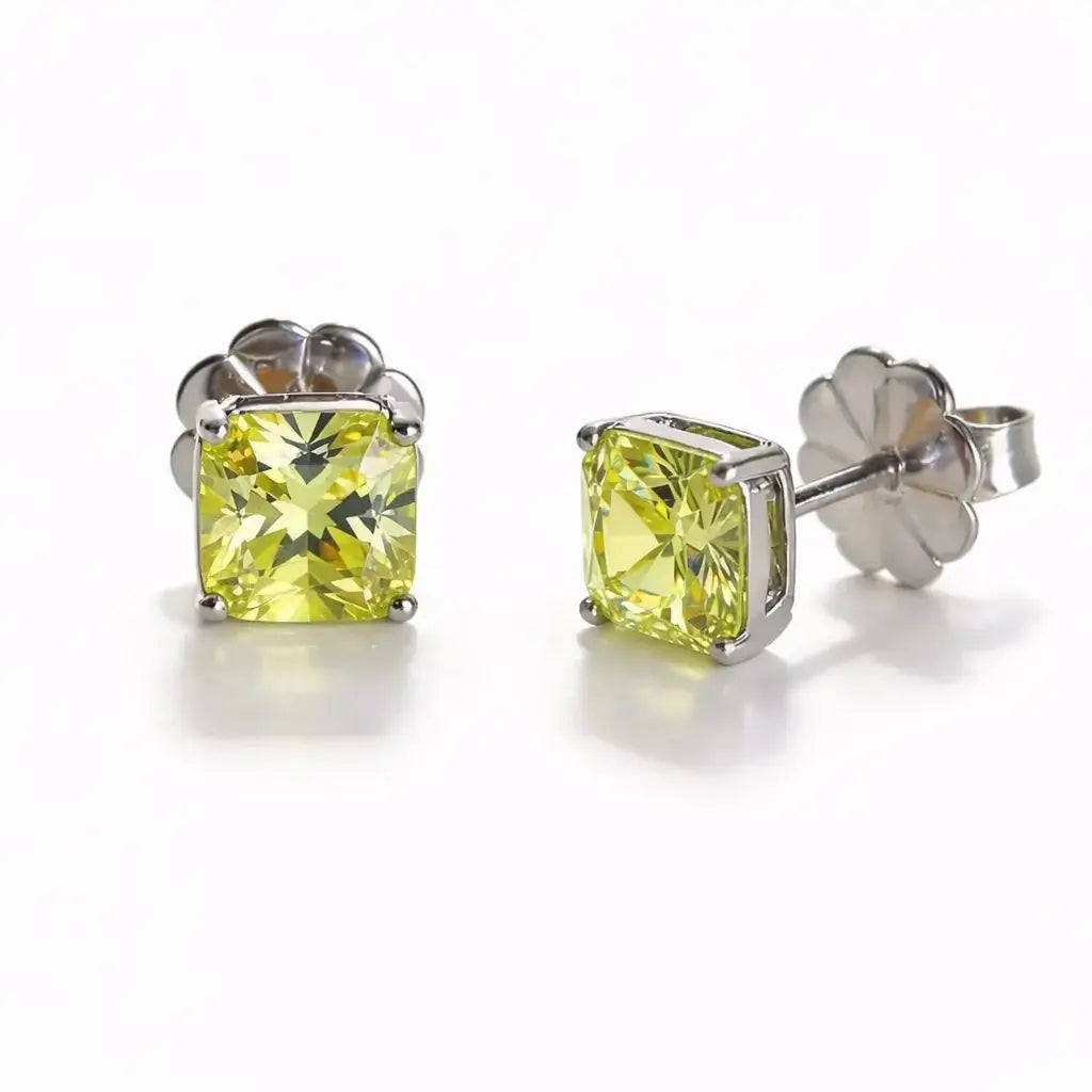 Bethenny Frankel Rich Girl Studs