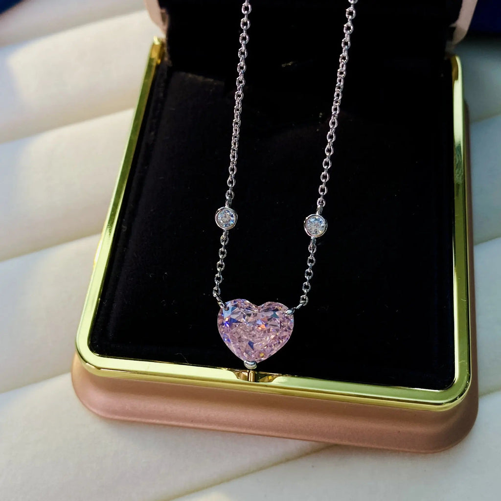 Chloe Zoe Necklace in Argyle Pink
