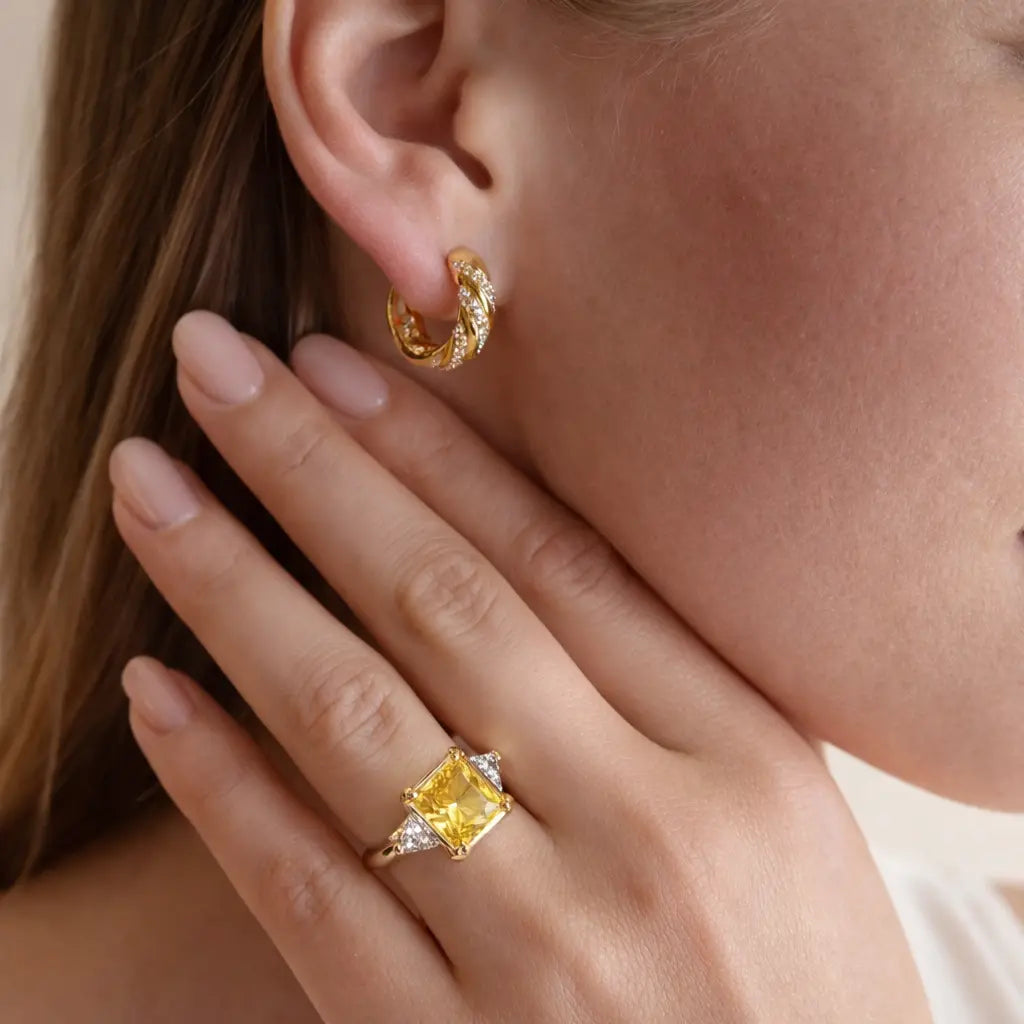 Cosmo Hoops in Gold