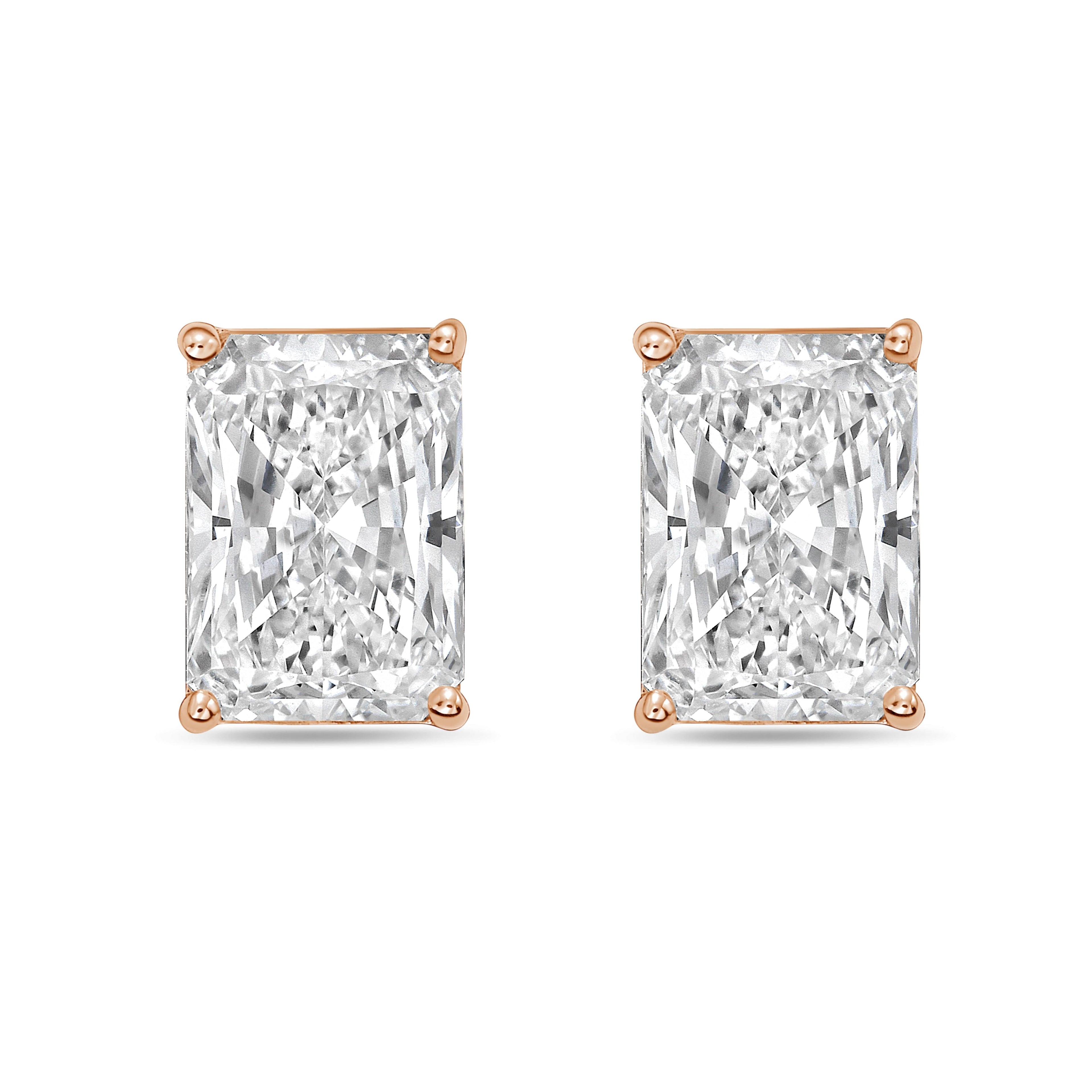 Lab Grown Radiant Cut Diamond Studs