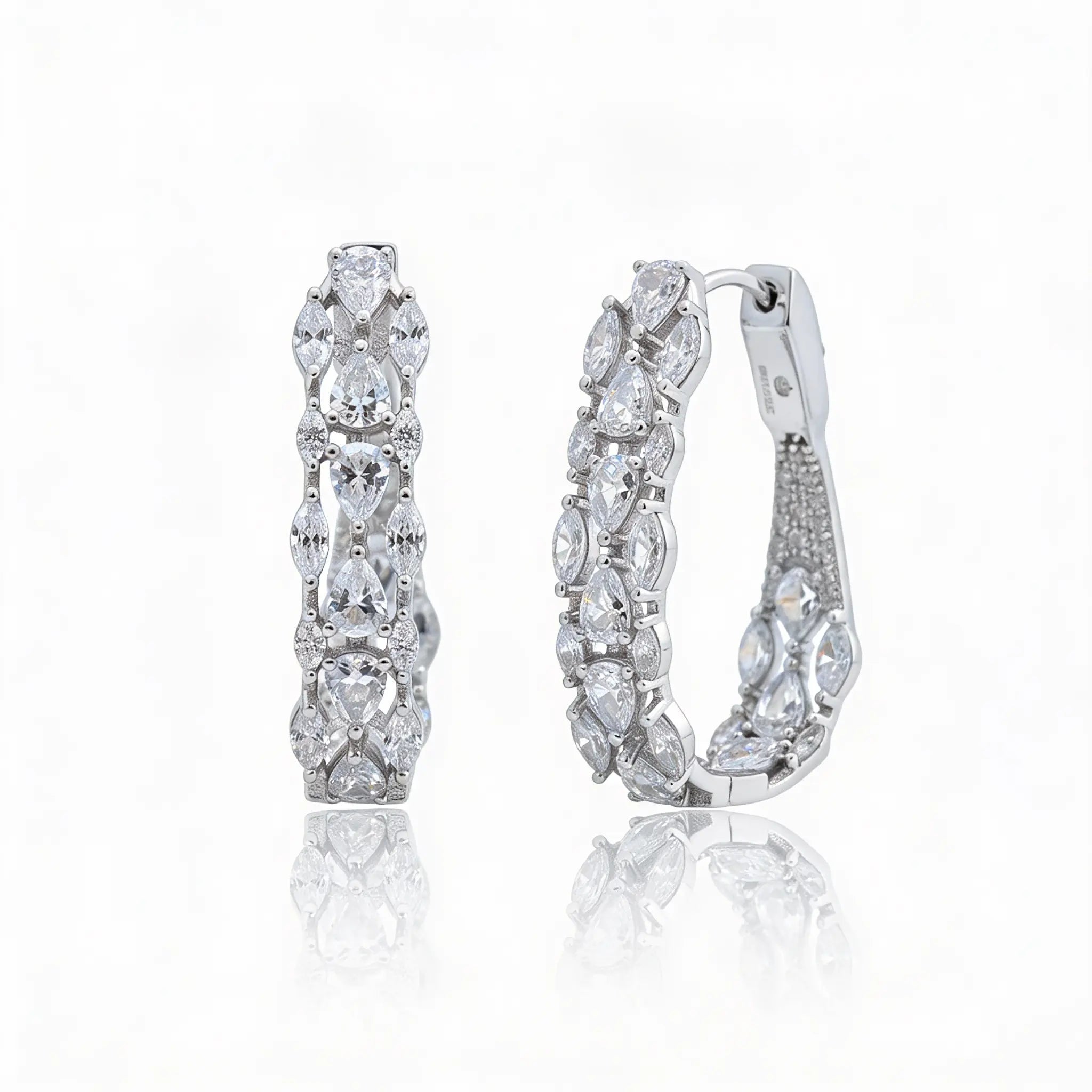 Romeo Oval Hoops