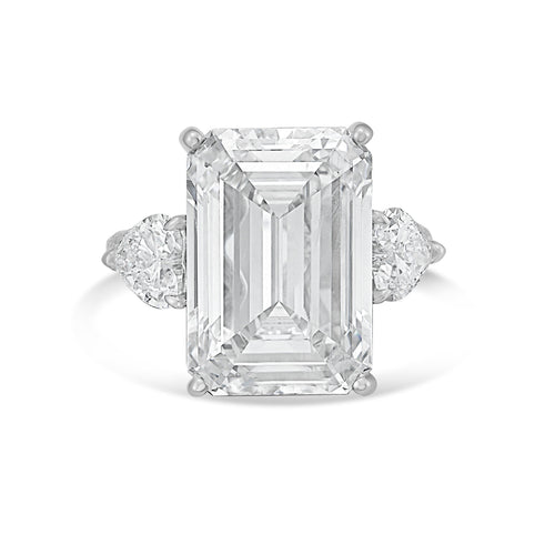 Lab-Grown Emerald Diamond Ring With Hearts On Sides, 18K Gold