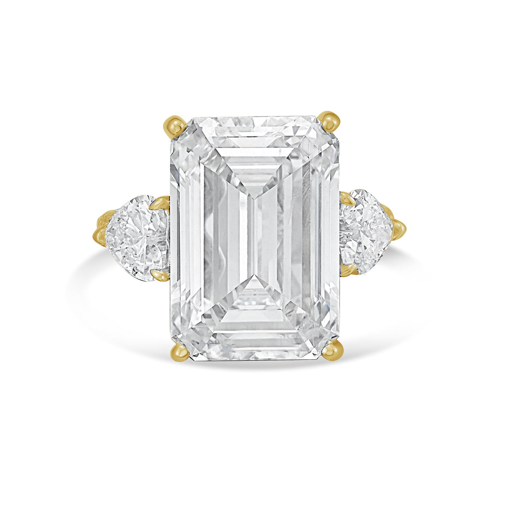 Lab-Grown Emerald Diamond Ring With Hearts On Sides
